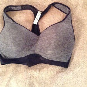 Under Armour Heat Gear Sports Bra
